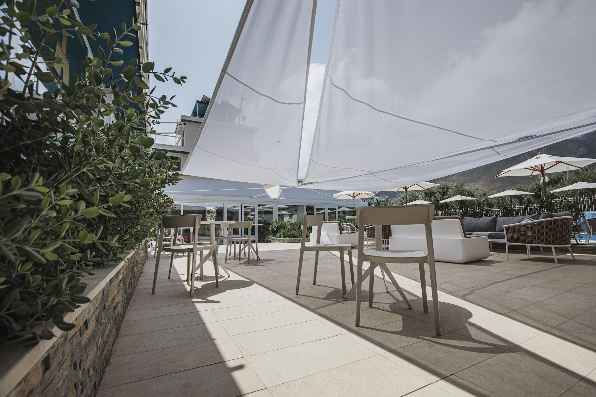 Principe Alogna Hotel & Spa Altavilla Milicia Ngoại thất bức ảnh